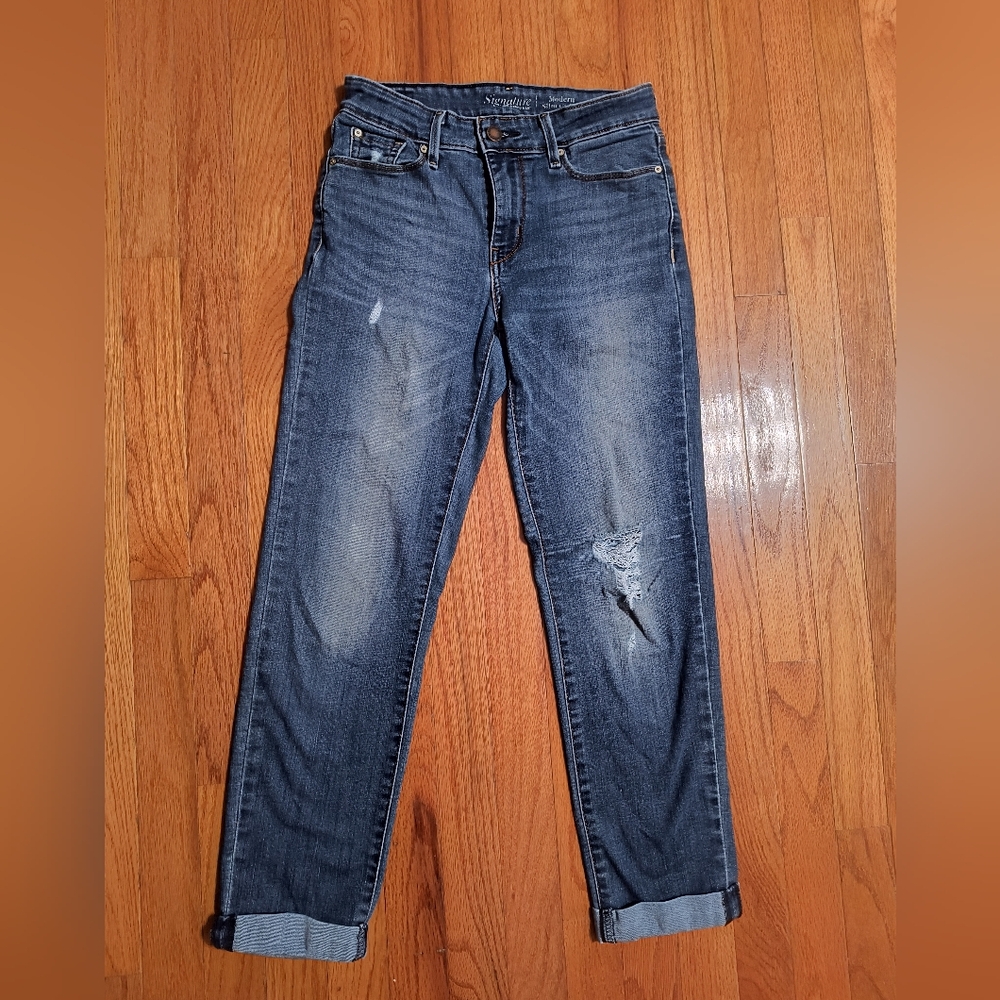 3/$10⭐ Signature By Levi's Modern Slim Cuffed Jeans, Women's Size 2